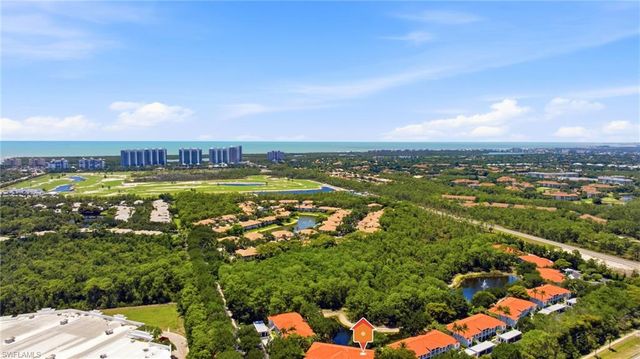 975 Tarpon Cove DR 204, Naples, FL 34110