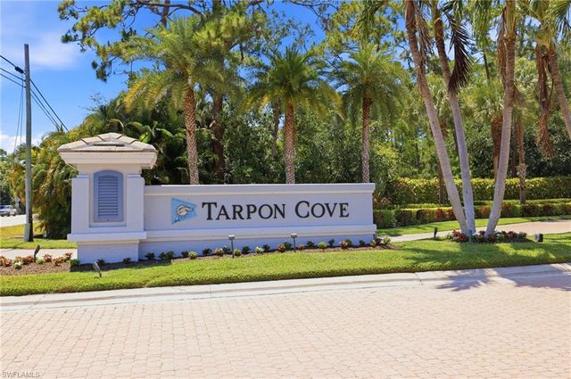 975 Tarpon Cove DR 204, Naples, FL 34110
