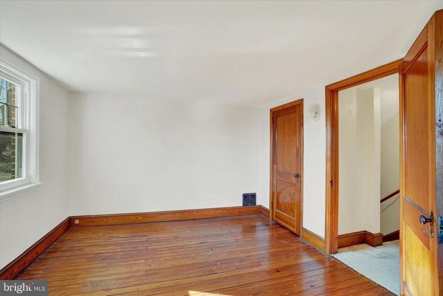 1527 MAIN ST, New Park, PA 17352