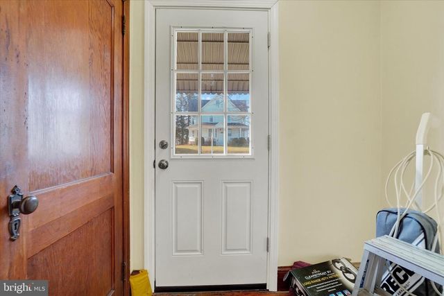 1527 MAIN ST, New Park, PA 17352