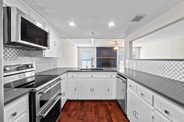 3966 Far West BLVD, Austin, TX 78731