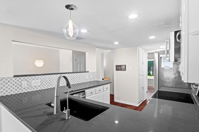3966 Far West BLVD, Austin, TX 78731