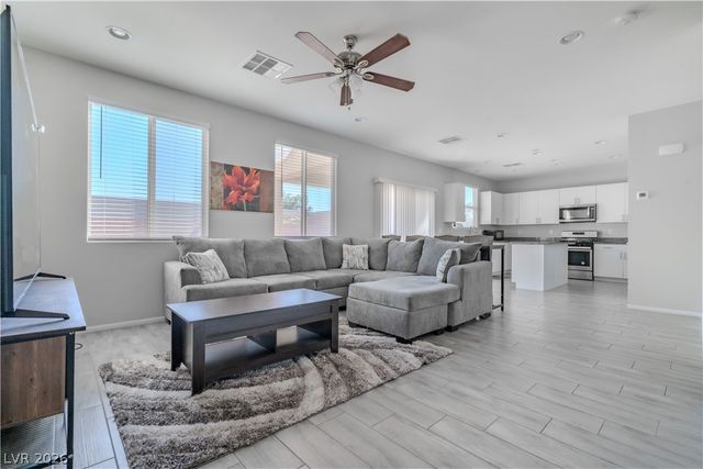 3807 Enchanted Well Avenue, North Las Vegas, NV 89031