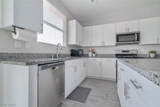 3807 Enchanted Well Avenue, North Las Vegas, NV 89031