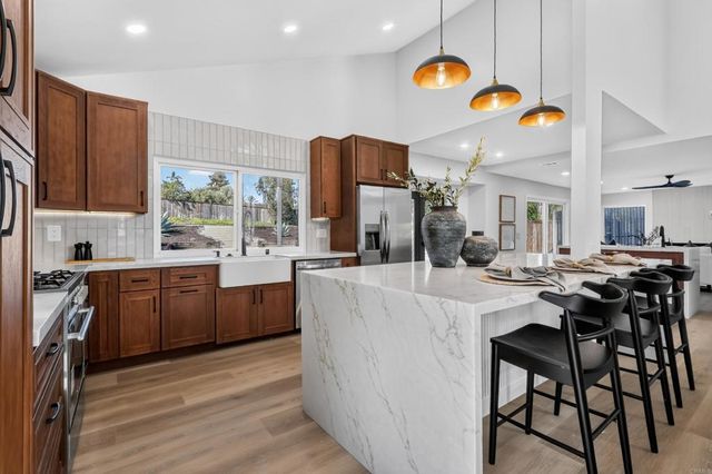 1207 Branding Iron Circle, Vista, CA 92081