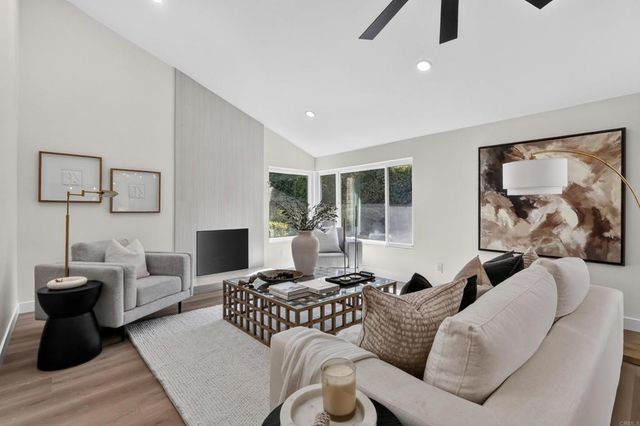 1207 Branding Iron Circle, Vista, CA 92081