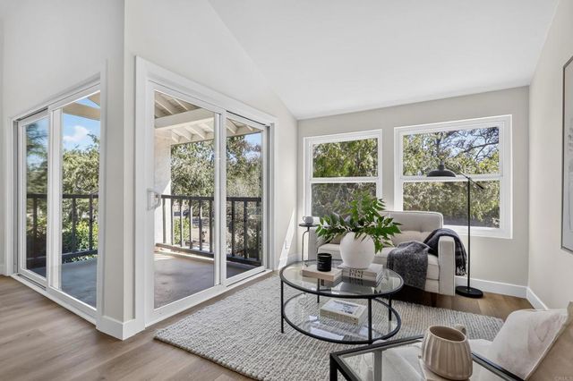 1207 Branding Iron Circle, Vista, CA 92081