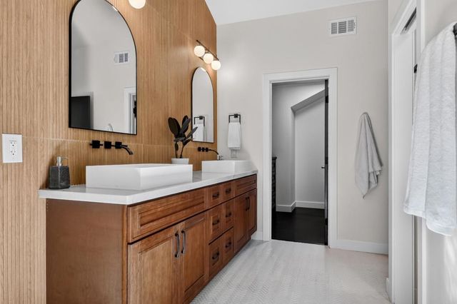 1207 Branding Iron Circle, Vista, CA 92081