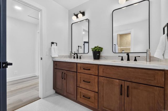 1207 Branding Iron Circle, Vista, CA 92081