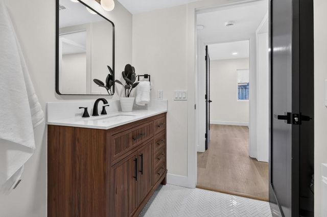 1207 Branding Iron Circle, Vista, CA 92081