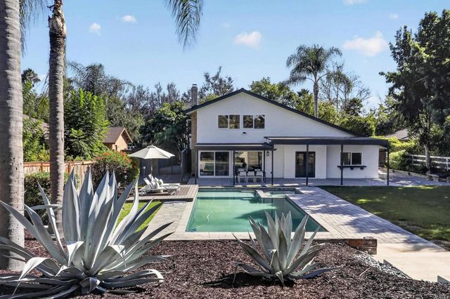 1207 Branding Iron Circle, Vista, CA 92081