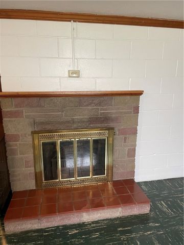 309 Greenwood, Hermitage, PA 16148