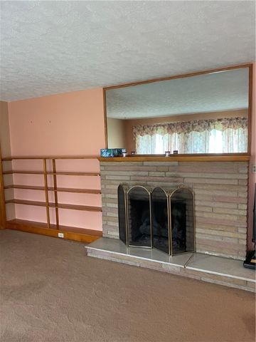 309 Greenwood, Hermitage, PA 16148