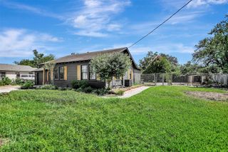 2044 Thonig Road, Houston, TX 77055