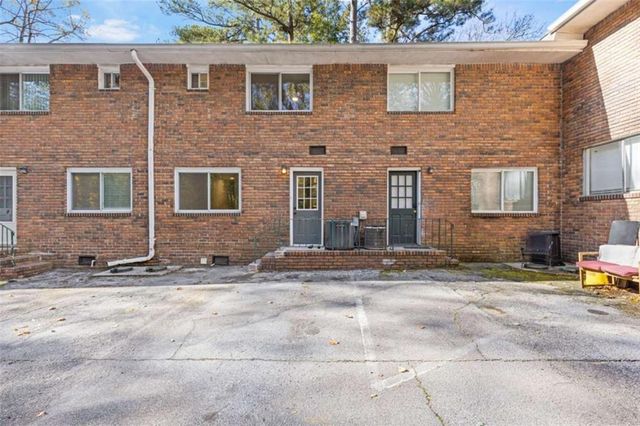 2414 Peachwood Circle, Atlanta, GA 30345