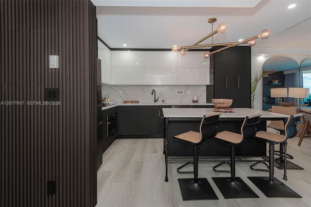 2301 Collins Avenue 1134, Miami Beach, FL 33139