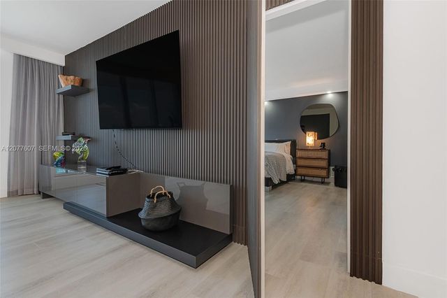2301 Collins Avenue 1134, Miami Beach, FL 33139