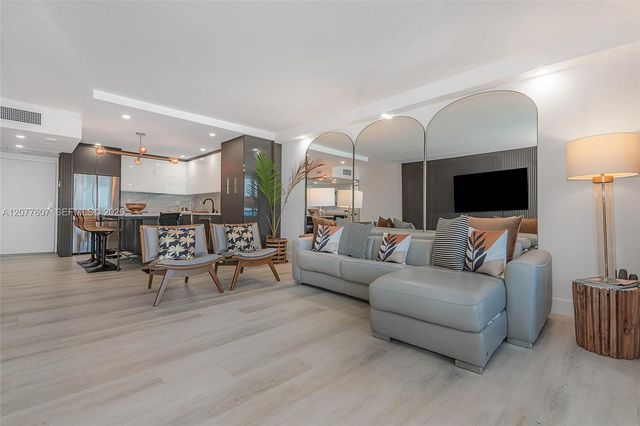 2301 Collins Avenue 1134, Miami Beach, FL 33139