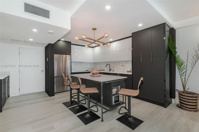 2301 Collins Avenue 1134, Miami Beach, FL 33139