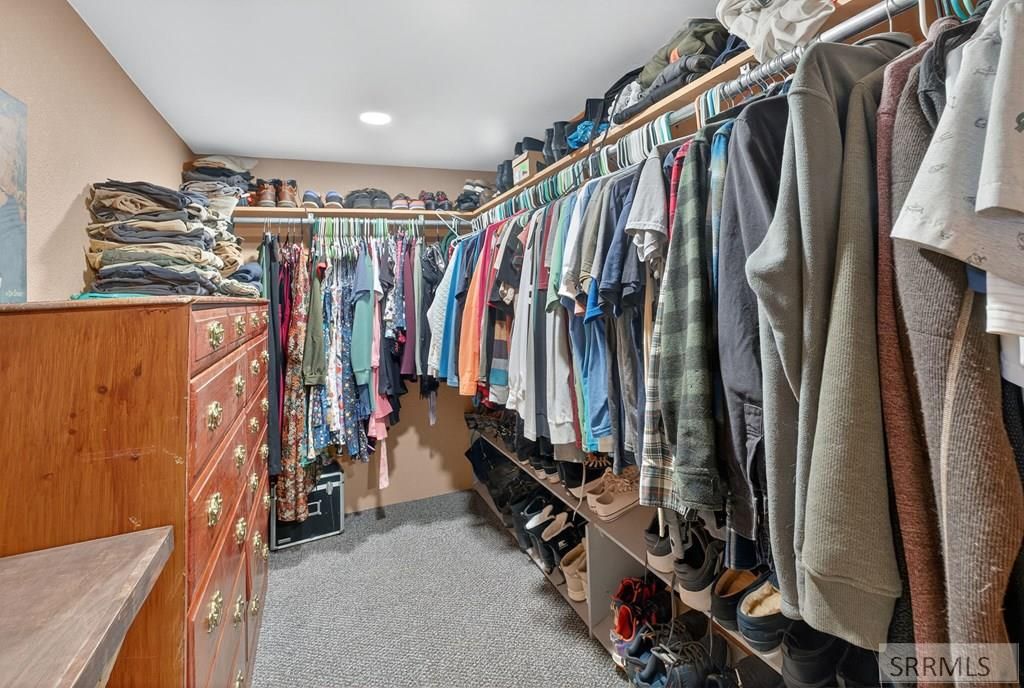 Image 15 of property listing at 415 Sunset Drive, Arco, ID 83213