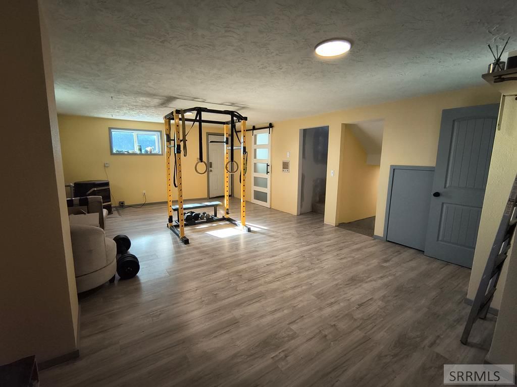 Image 23 of property listing at 415 Sunset Drive, Arco, ID 83213