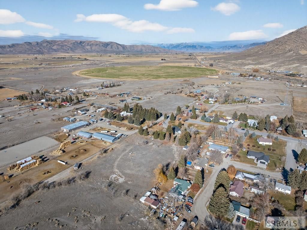 Image 51 of property listing at 415 Sunset Drive, Arco, ID 83213