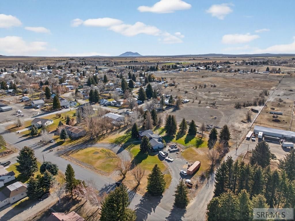 Image 54 of property listing at 415 Sunset Drive, Arco, ID 83213