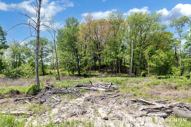 777 E Sedona Hills Court, Grand Rapids, MI 49525