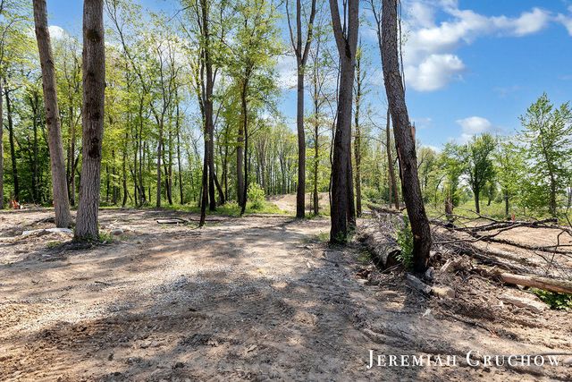 777 E Sedona Hills Court, Grand Rapids, MI 49525