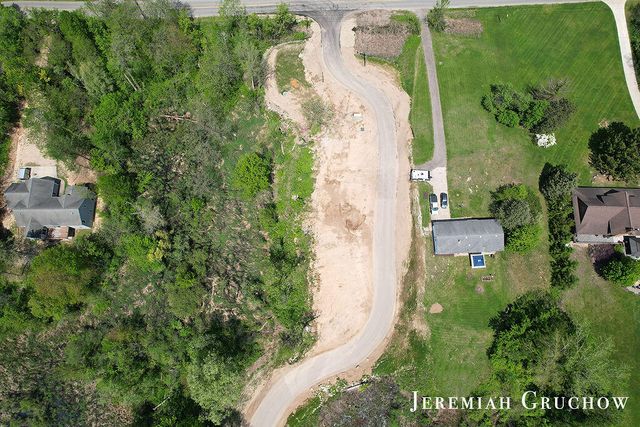 777 E Sedona Hills Court, Grand Rapids, MI 49525