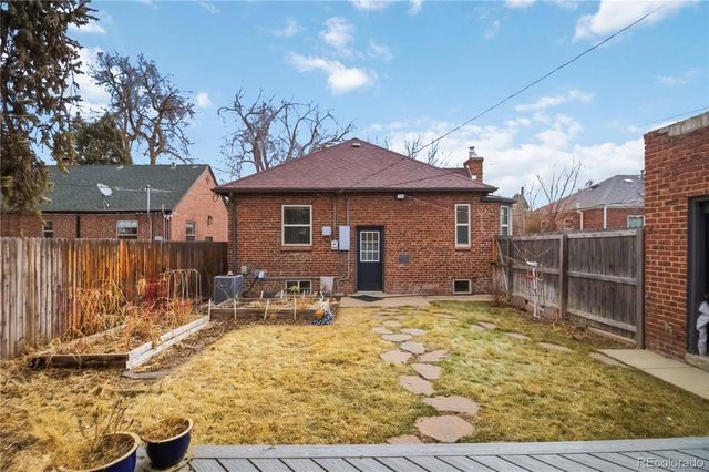 3055 Ash Street, Denver, CO 80207