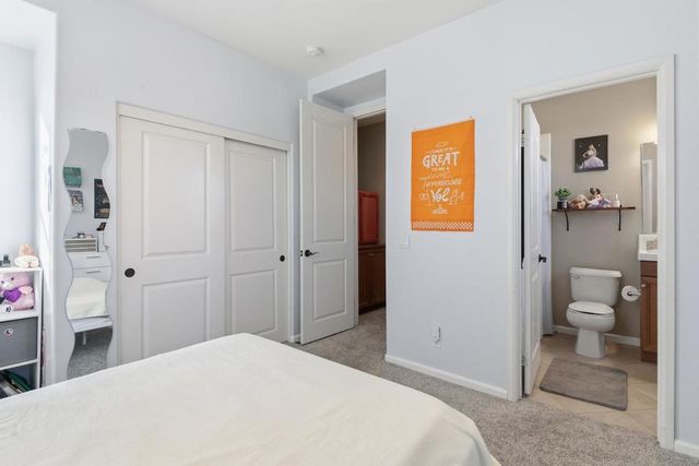 653 Calle Vibrante, Palm Desert, CA 92211