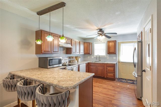 440 Deer Run, Moro, IL 62067