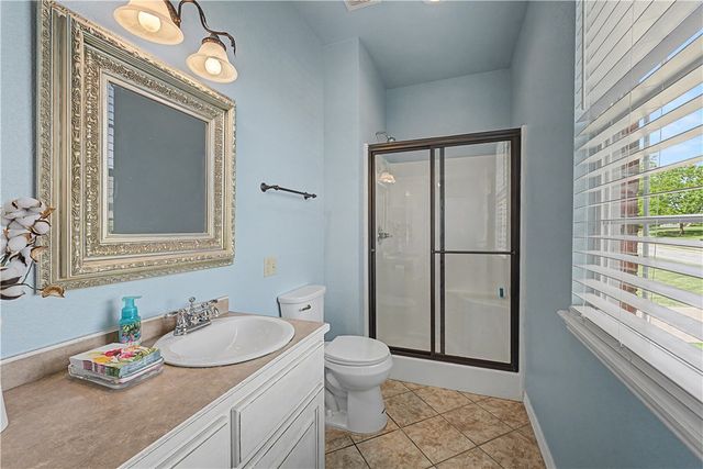 937 Aylesbury Lane, Cave Springs, AR 72718