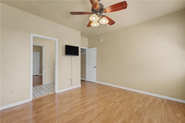 937 Aylesbury Lane, Cave Springs, AR 72718