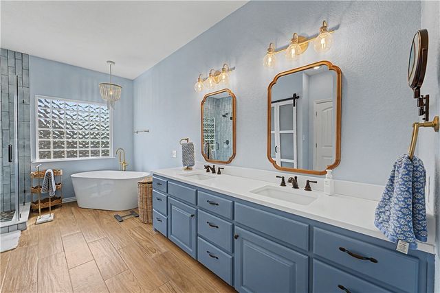 937 Aylesbury Lane, Cave Springs, AR 72718