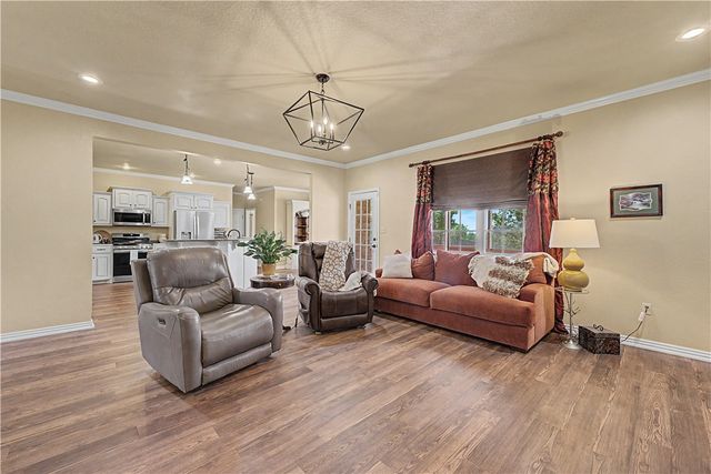 937 Aylesbury Lane, Cave Springs, AR 72718