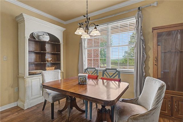 937 Aylesbury Lane, Cave Springs, AR 72718