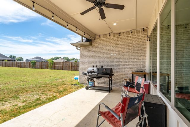 16194 Eagle Lane, Lindale, TX 75771