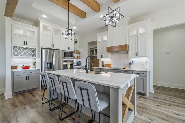 16194 Eagle Lane, Lindale, TX 75771