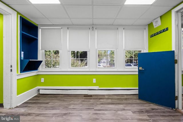 77 E MAIN ST, Marlton, NJ 08053