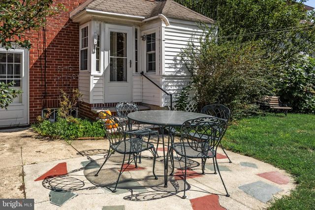 77 E MAIN ST, Marlton, NJ 08053