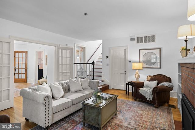 77 E MAIN ST, Marlton, NJ 08053