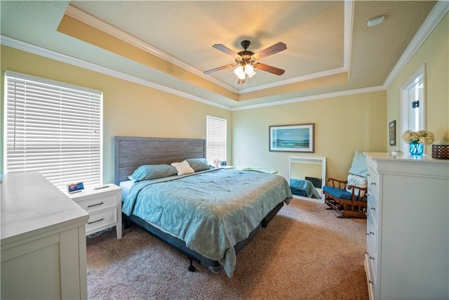 1602 N Oakhaven Place, Fayetteville, AR 72704
