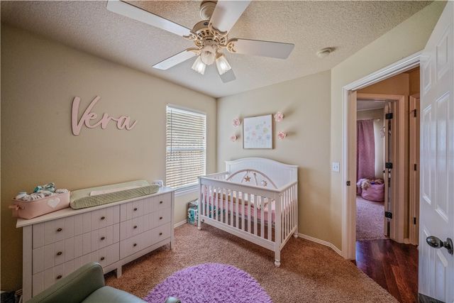 1602 N Oakhaven Place, Fayetteville, AR 72704