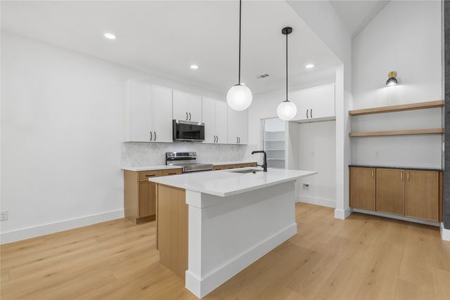 1617 Marburg Street, Dallas, TX 75215