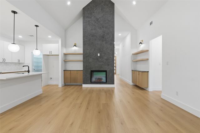 1617 Marburg Street, Dallas, TX 75215