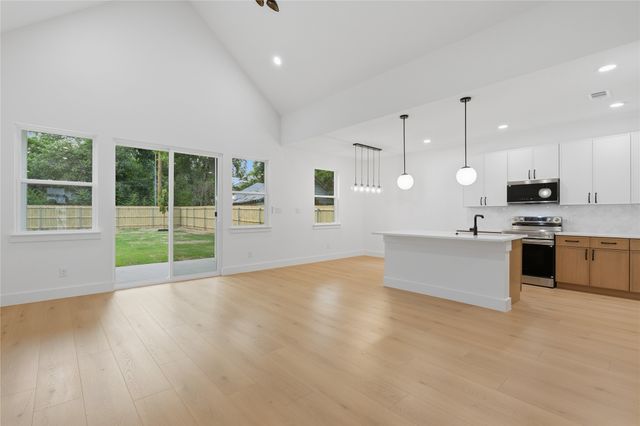 1617 Marburg Street, Dallas, TX 75215