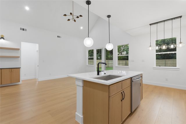 1617 Marburg Street, Dallas, TX 75215