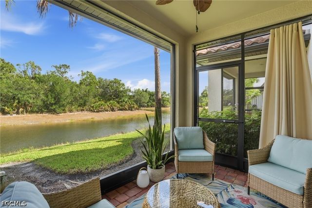 1451 Weeping Willow CT, Cape Coral, FL 33909